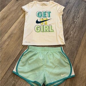 Nike Dri-FIT girls set